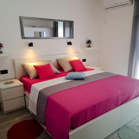 Apartments Ema Crikvenica Luaran gambar