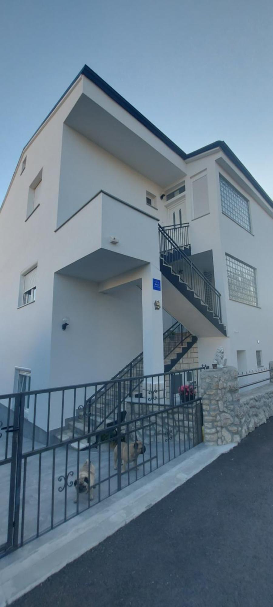 Apartments Ema Crikvenica Luaran gambar