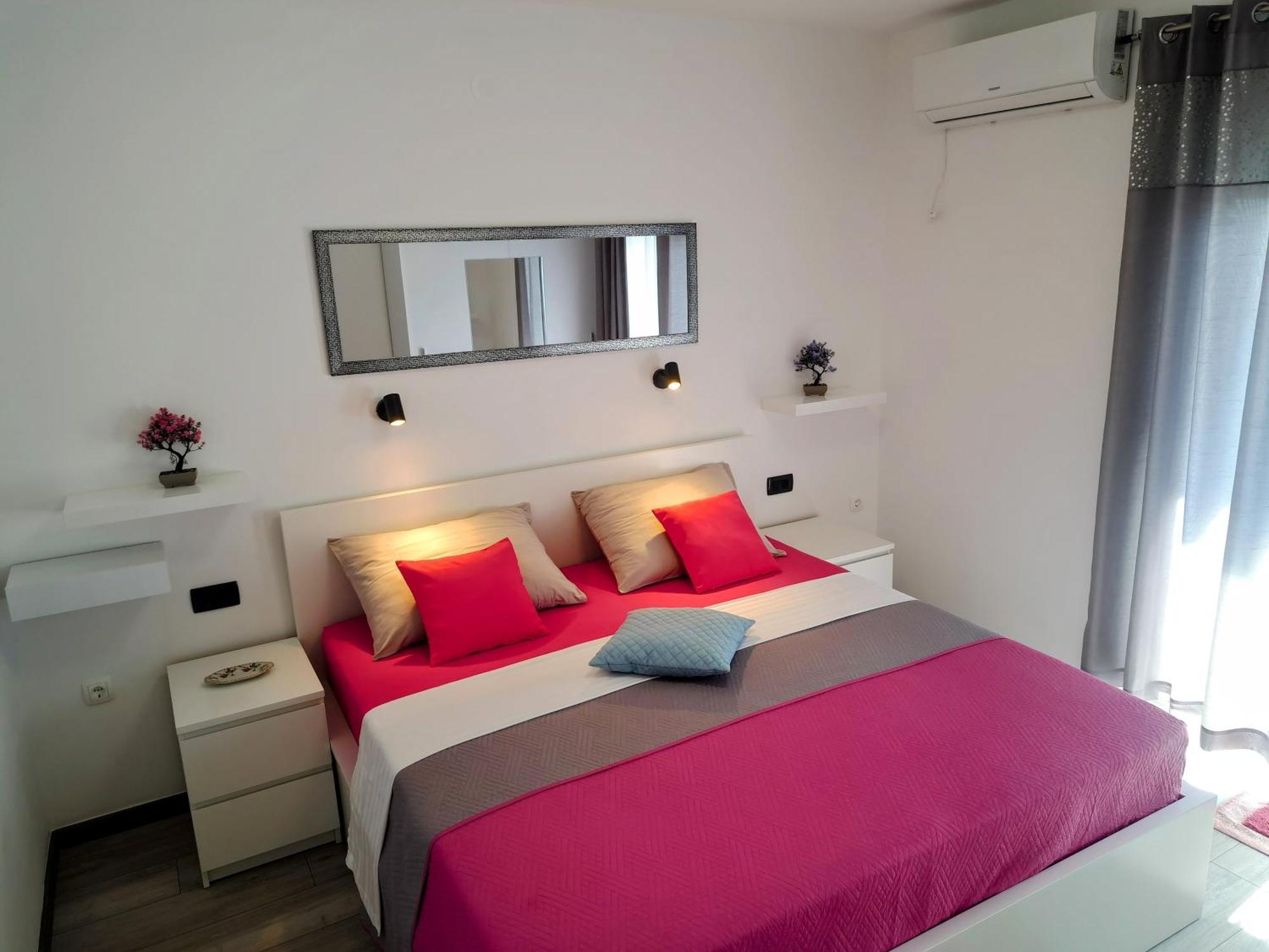 Apartments Ema Crikvenica Luaran gambar