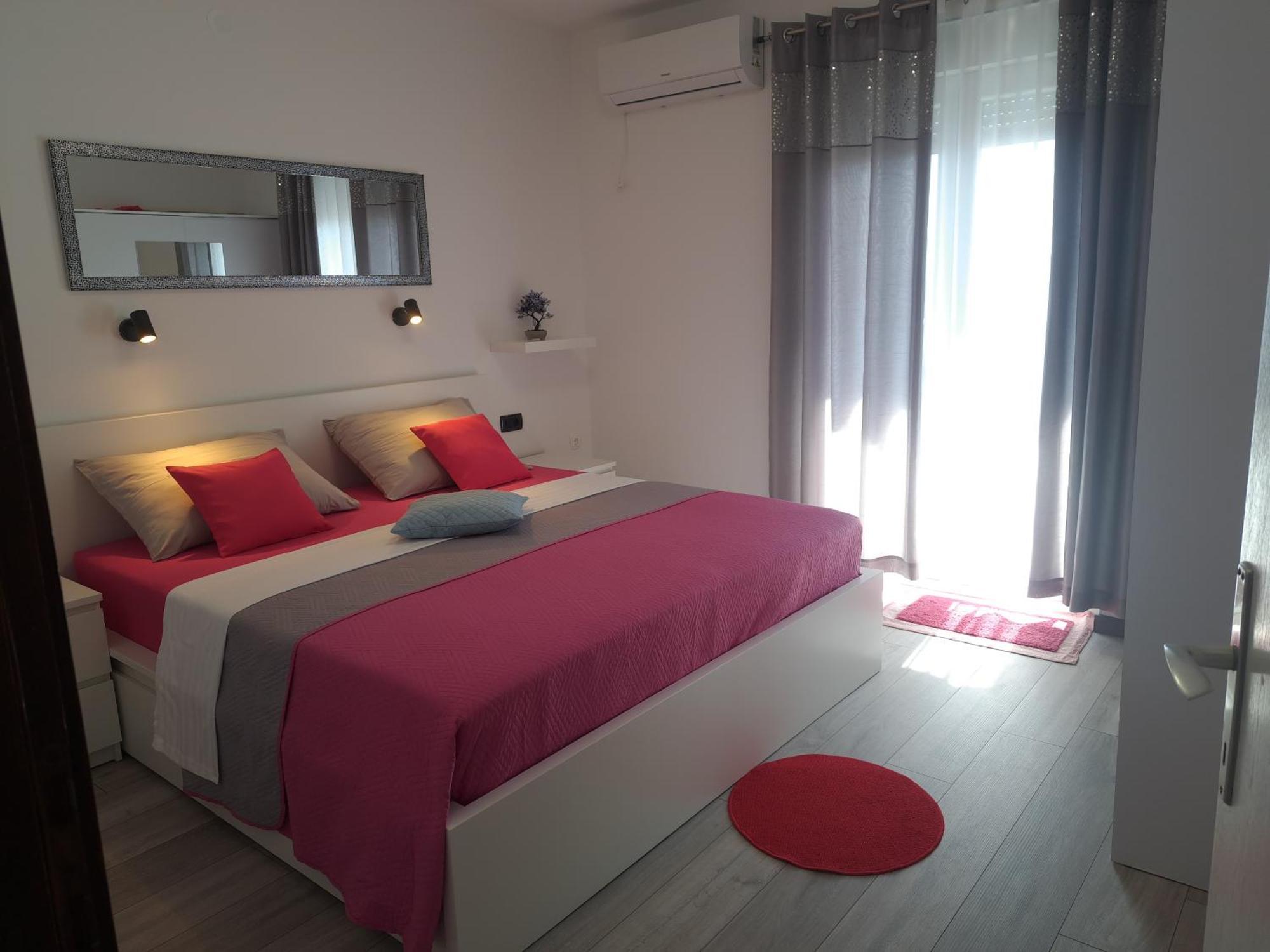 Apartments Ema Crikvenica Luaran gambar