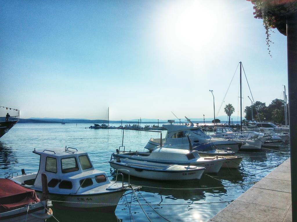 Apartments Ema Crikvenica Luaran gambar