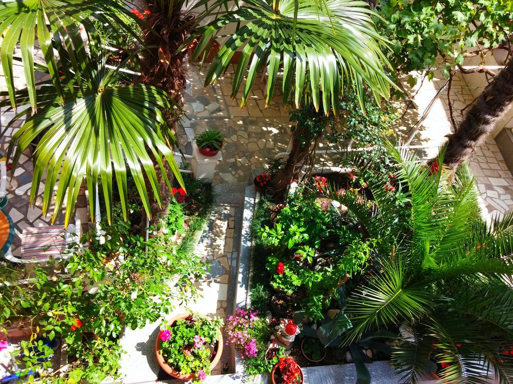 Apartments Ema Crikvenica Luaran gambar