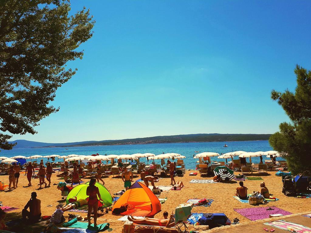 Apartments Ema Crikvenica Luaran gambar