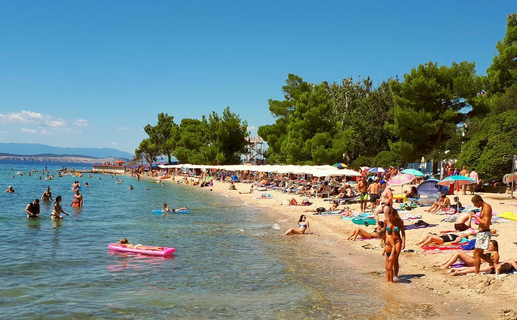 Apartments Ema Crikvenica Luaran gambar