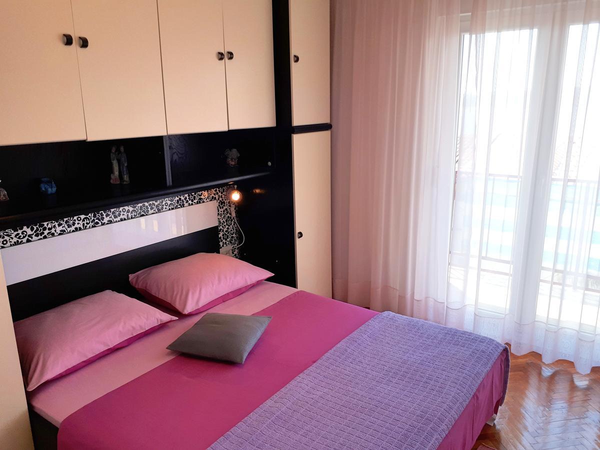Apartments Ema Crikvenica Luaran gambar